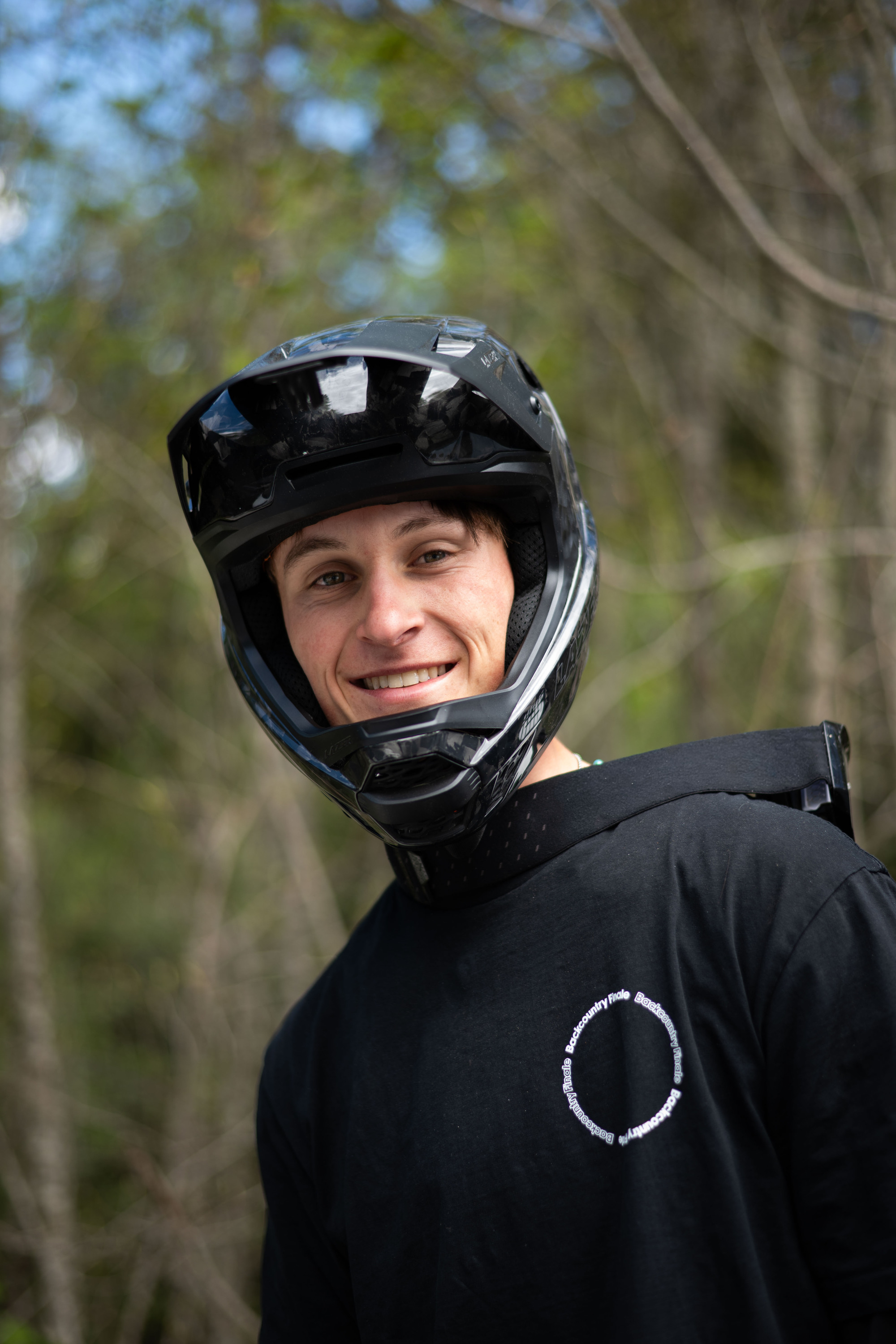 Lazer A-Line: Leichtester Downhill-Helm auf dem Markt