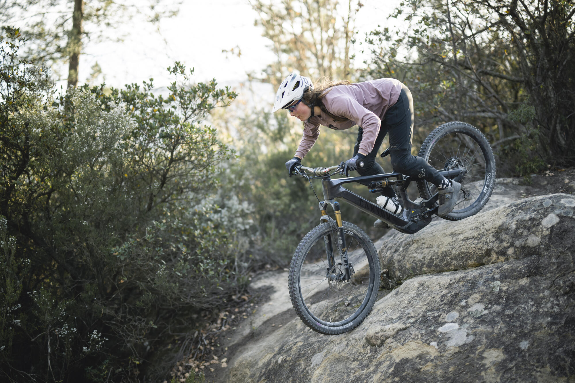 Canyon Spectral und Torque kehren mit neuem 800-Wh-Akku zurück