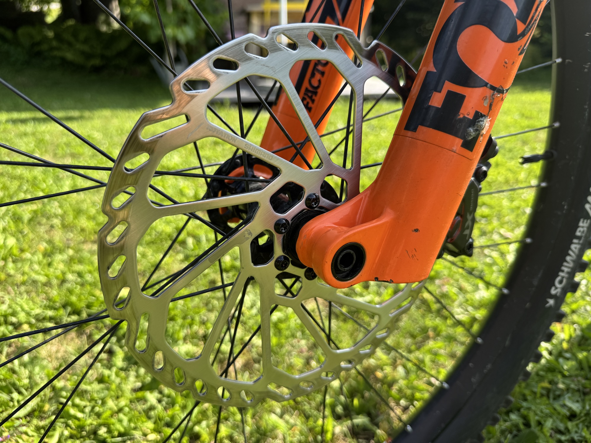 Shimano BR-M8220 im Test – Hat Shimano die perfekte Trail- und Endurobremse gebaut?