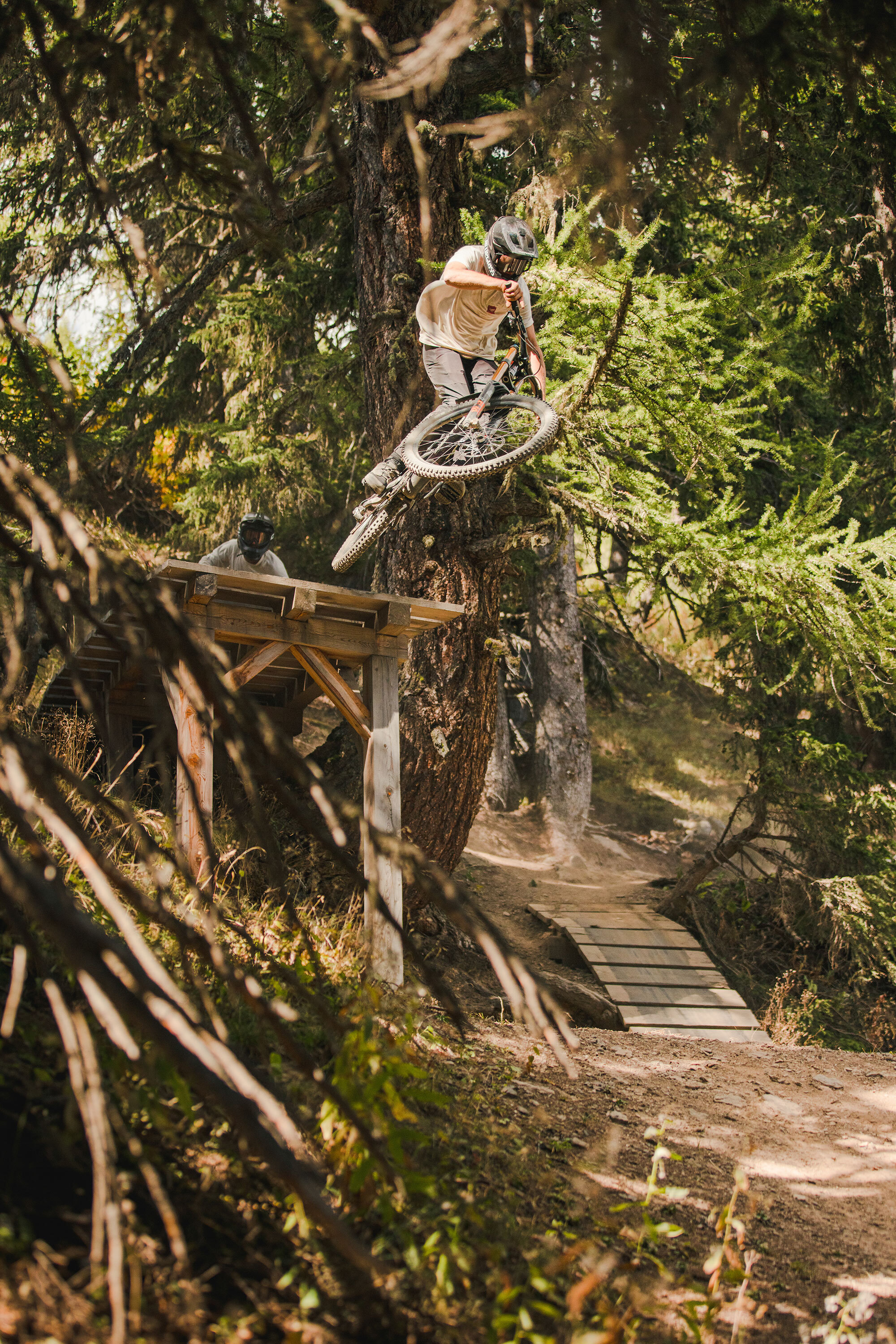 Crans-Montana: Flow, Gravel und alpine Enduro-Abenteuer